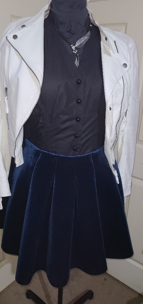 Blue velvet skirt